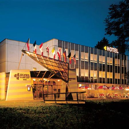 Hotel U Tri Lvu Ceske Budejovice Exterior foto