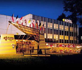 Hotel U Tri Lvu Ceske Budejovice Exterior foto